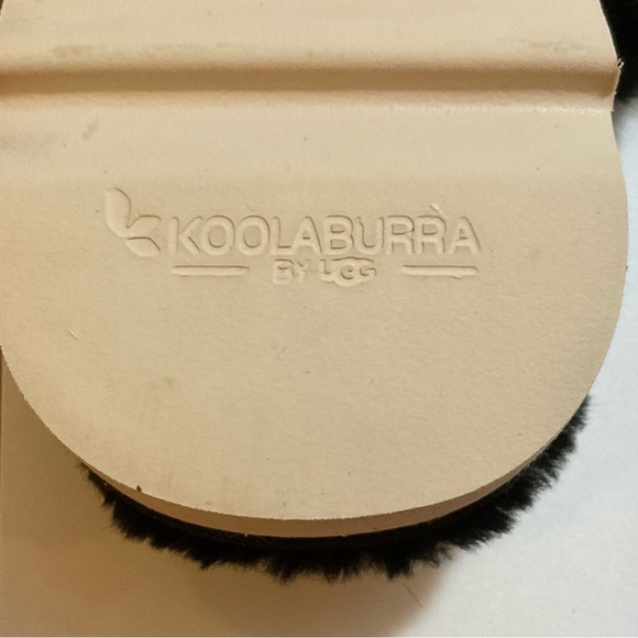 Black Koolaburra by Ugg furry slippers. - Picture 8 of 9